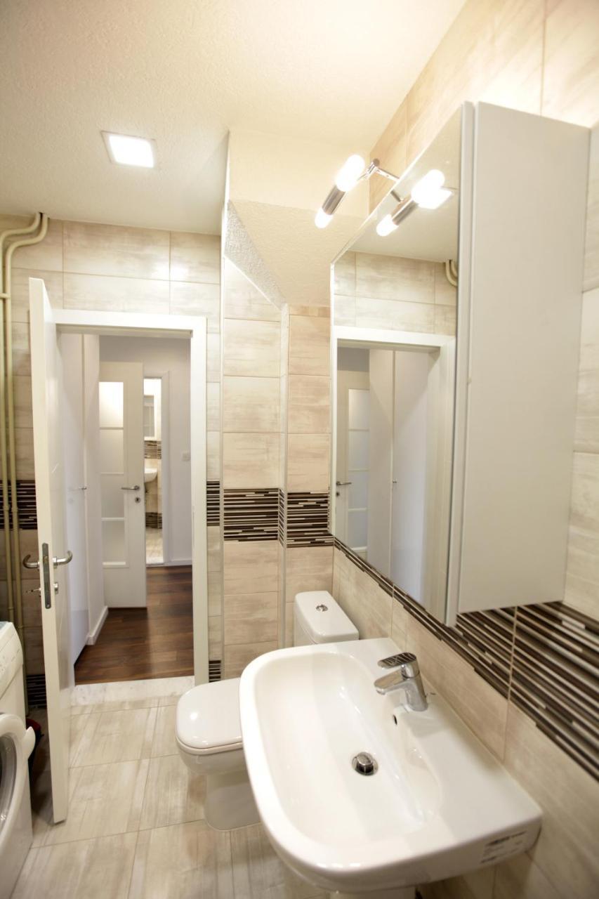 Brick Apartment On Macedonia Pedestrian Street สโกเปีย ภายนอก รูปภาพ