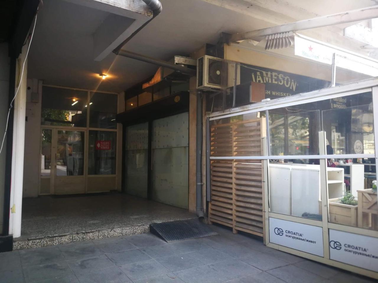 Brick Apartment On Macedonia Pedestrian Street สโกเปีย ภายนอก รูปภาพ